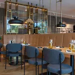 Radisson Blu Atlantic Hotel, Hotel